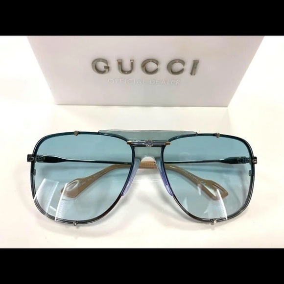 Authentic Gucci sunglasses - Picture 3 of 11